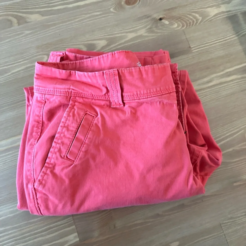 Old Navy Pants - Picture 2 of 4
